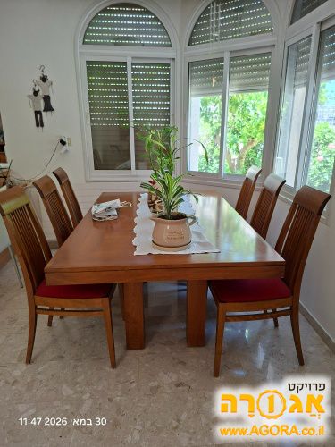 שולחן פינת אוכל