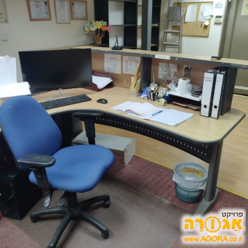 שולחן קבלה
