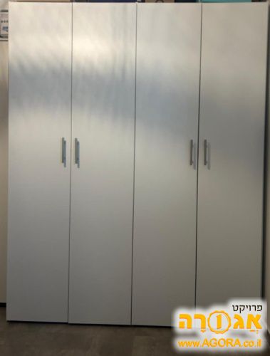 ארון 4 דלתות