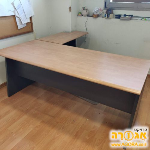 שולחן משרדי ריש