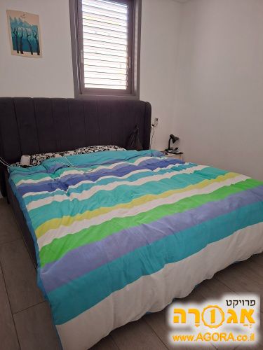 מיטה זוגית queen size