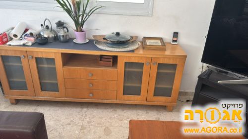 כונניות לסלון