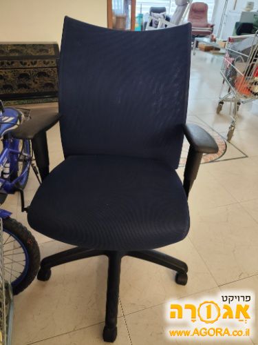 כסא משרדי