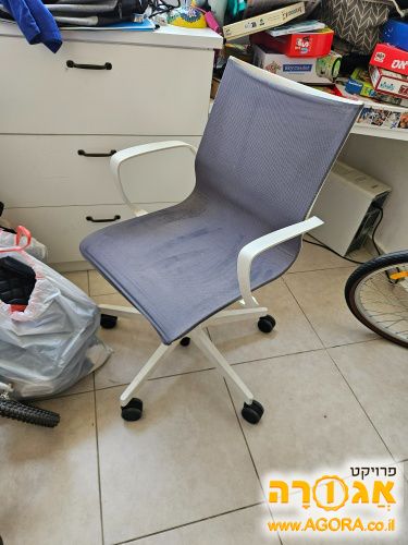 כסא משרדי