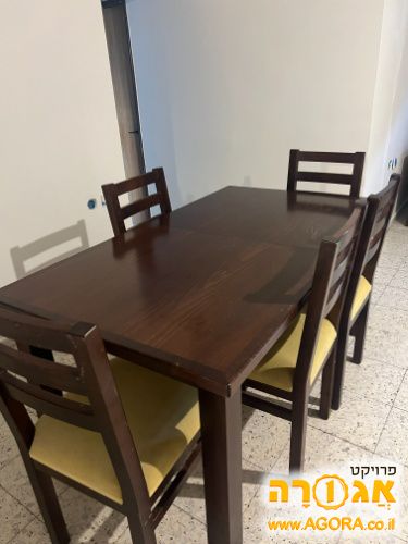 שולחן פינת אוכל