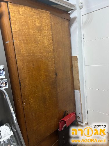 ארון בגדים וינטג