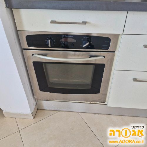 תנור אפיה מובנה