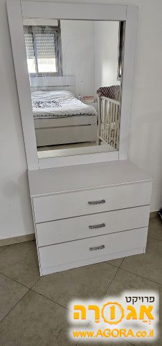 שידה פלוס מראה