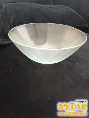 קערת זכוכית