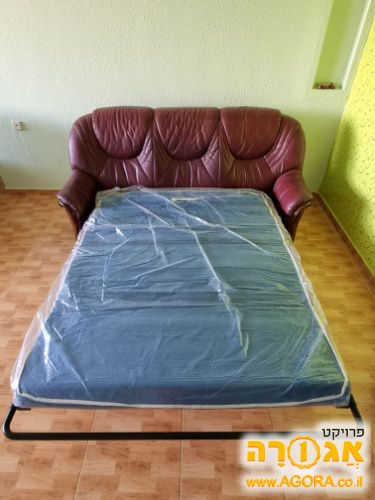 ספה ו2 כורסאות תוצרת italia םפה נפתחת
