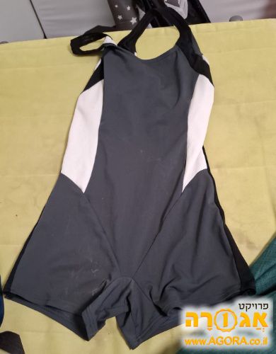 בגד ים לנשים של adidas מידה 44