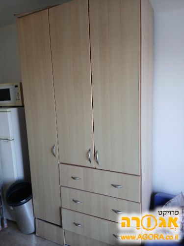 ארון בגדים 3 דלתות