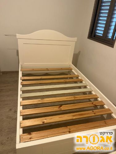 בסיס מיטה ומזרן 130 X 200