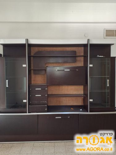 ארון ספרים