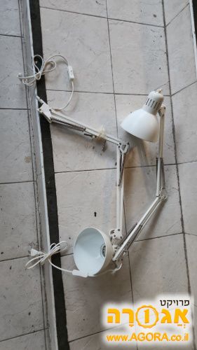 זוג מנורות שולחן של איקאה