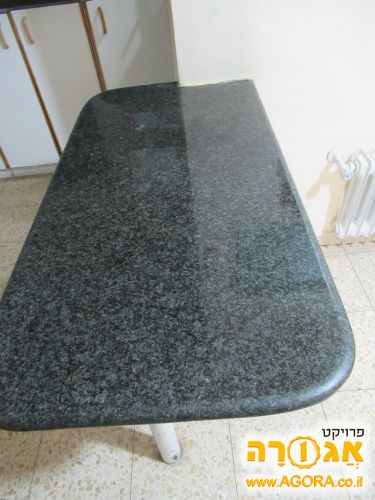 שולחן שיש