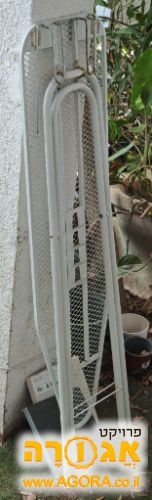 קרש גיהוץ נקי. ניתן לרכוש כיסוי חדש