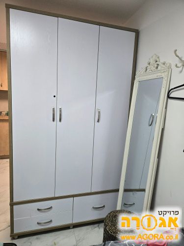 ארון 3 דלתות
