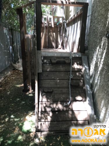 בית עץ גדול לילדים