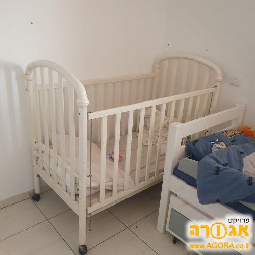 מיטת תינוק
