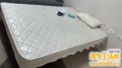 מיטה זוגית ומזרן