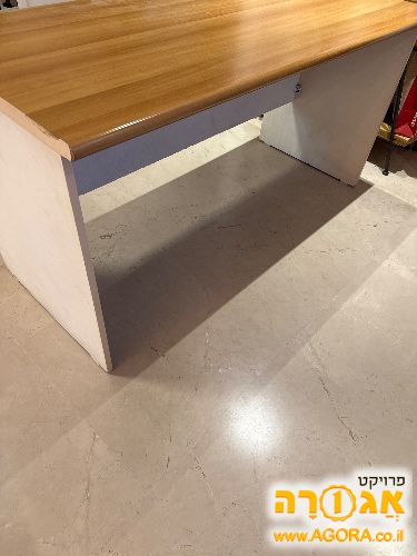 שולחן כתיבה