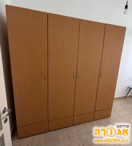 ארון 4 דלתות