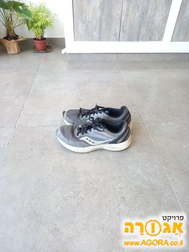 נעלי ריצה