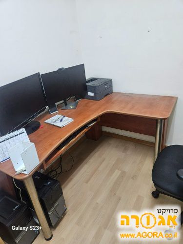 שולחן מחשב פינתי