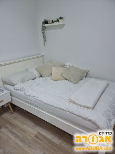 מיטה וחצי