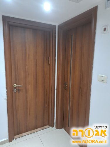 דלתות