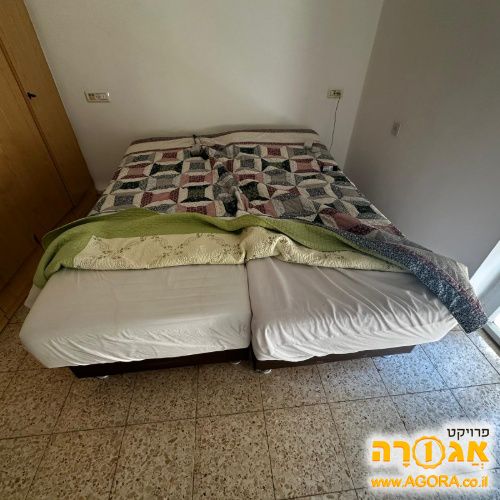 2 מיטות מתכווננות 80/190 במיידי