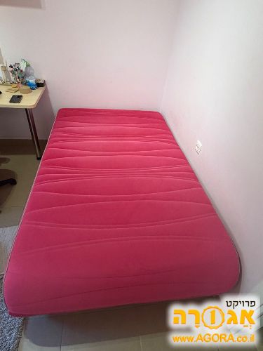 מיטה וחצי