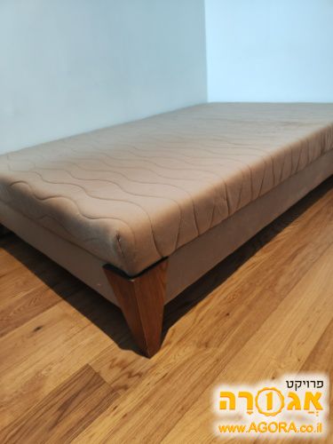 מיטה וחצי
