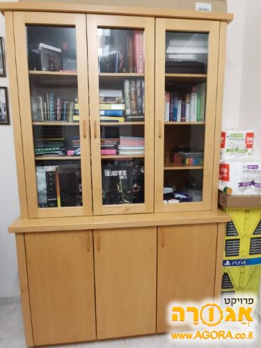 ארון ספרים