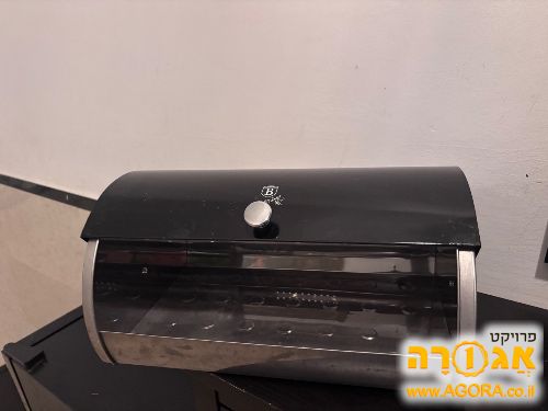 ארגז לאיחסון לחם מנירוסטה