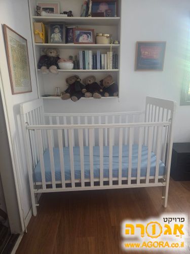 מיטת תינוק עם מזרן