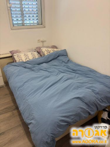 מיטת זוגית