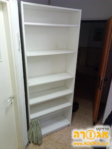 ארון כוננית