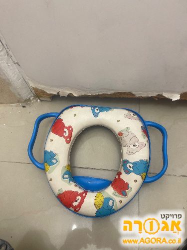 כיסא שרותים
