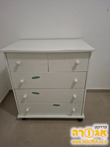 שידת החתלה