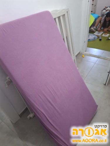 מיטת תינוק