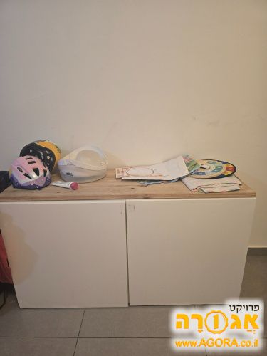 ארונית איקאה besta