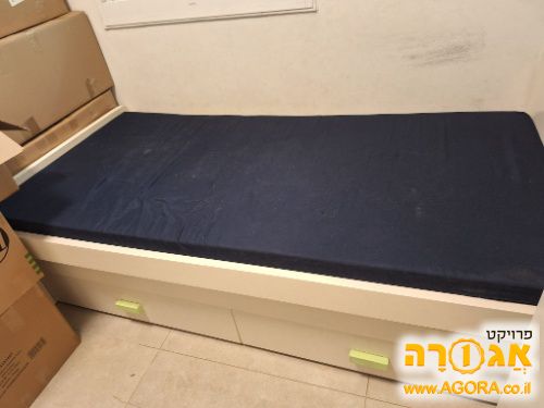 מיטת נוער עם מיטת חבר ללא מזרונים