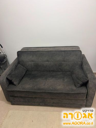 ספה זוגית נפתחת