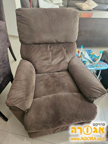 כורסת טלוויזיה