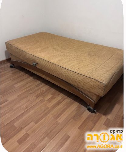 מיטת נוער
