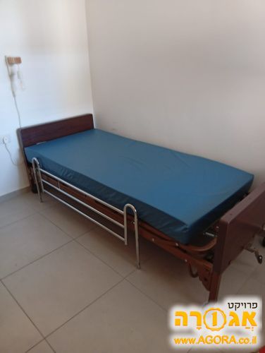 מיטה סיעודית עם מזרון