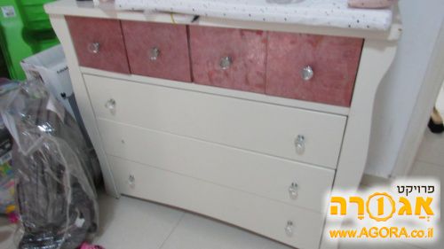 שידת החתלה
