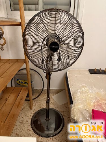 מאוורר עמוד
